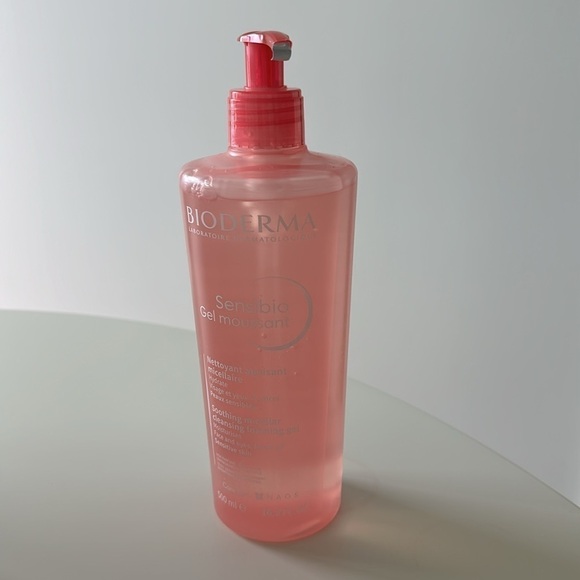 BIODERMA CLEANSING GEL 16.9oz - Picture 2 of 3